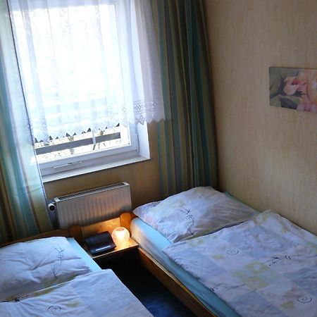 Ferienwohnungen Markgraf Дрезден Стая снимка