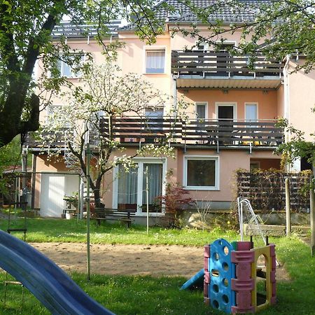 Ferienwohnungen Markgraf Дрезден Стая снимка